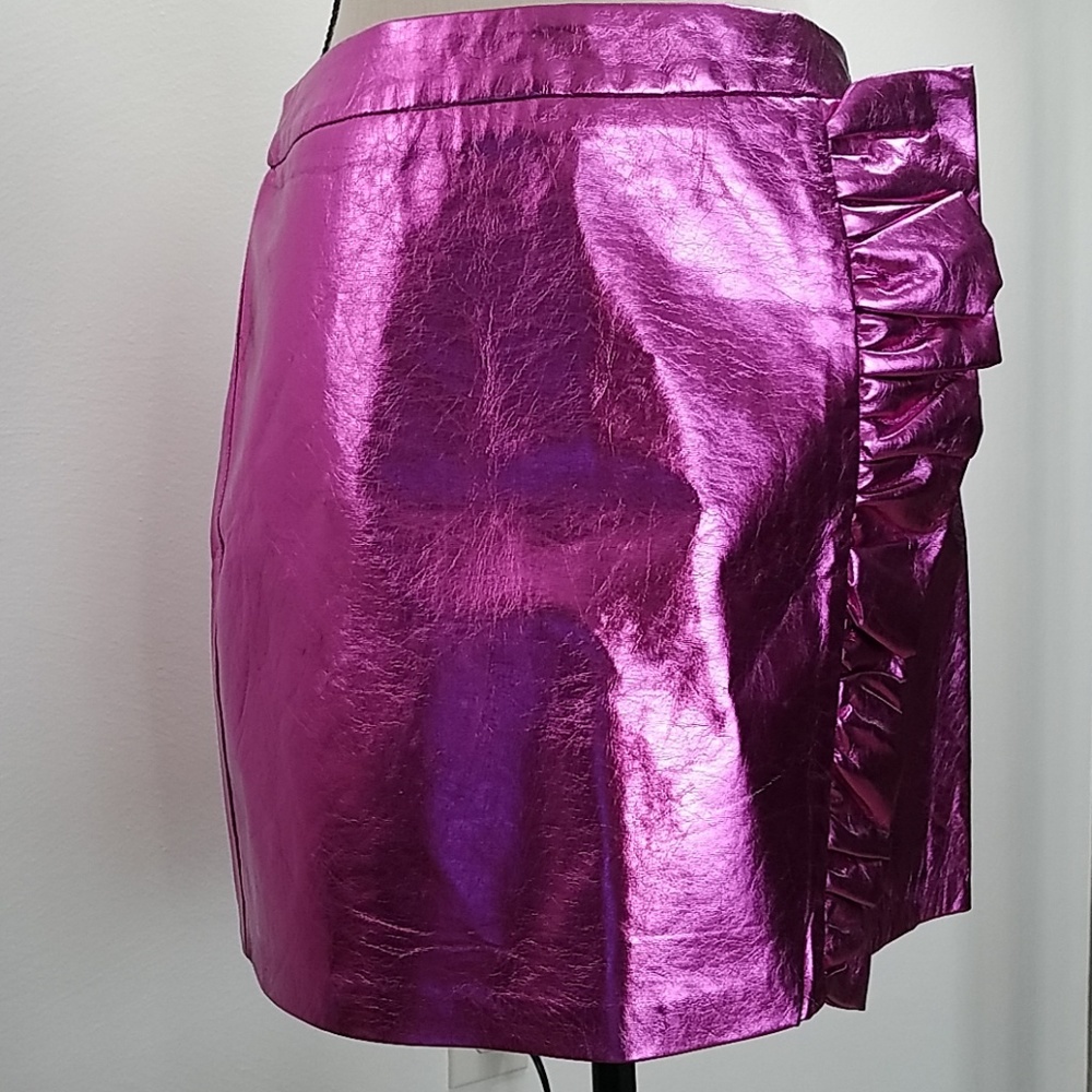{PrettyLittleThing} Mini Skirt